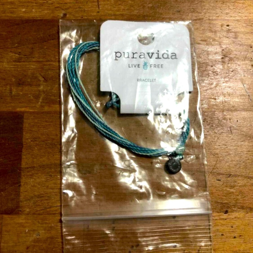 NWT PURA VIDA bracelet teal green blue